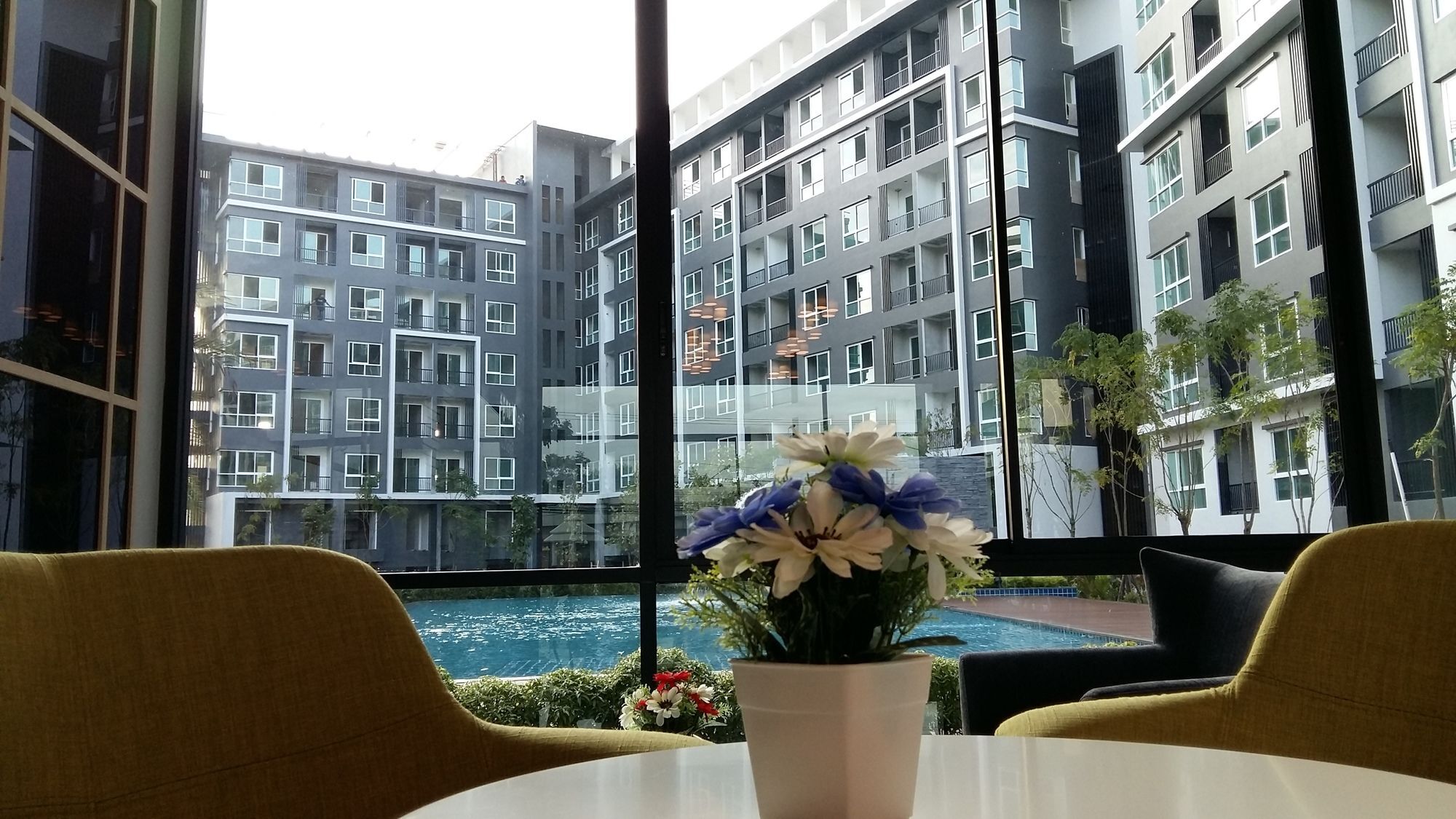 The Change Suites Korat Nakhon Ratchasima Luaran gambar